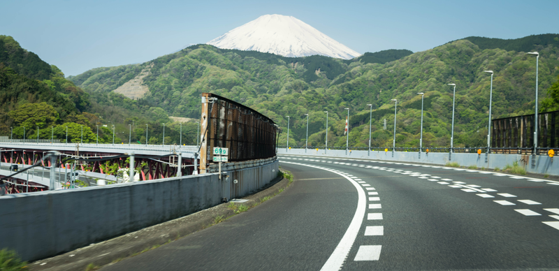 Illustration for article titled This Crazy Car Festival Will Make You Buy Plane Tickets To Japan Right Now